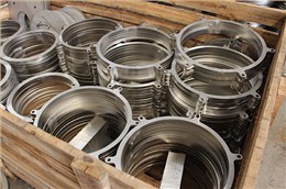 金屬高速高質(zhì)量激光批量切割，無毛刺