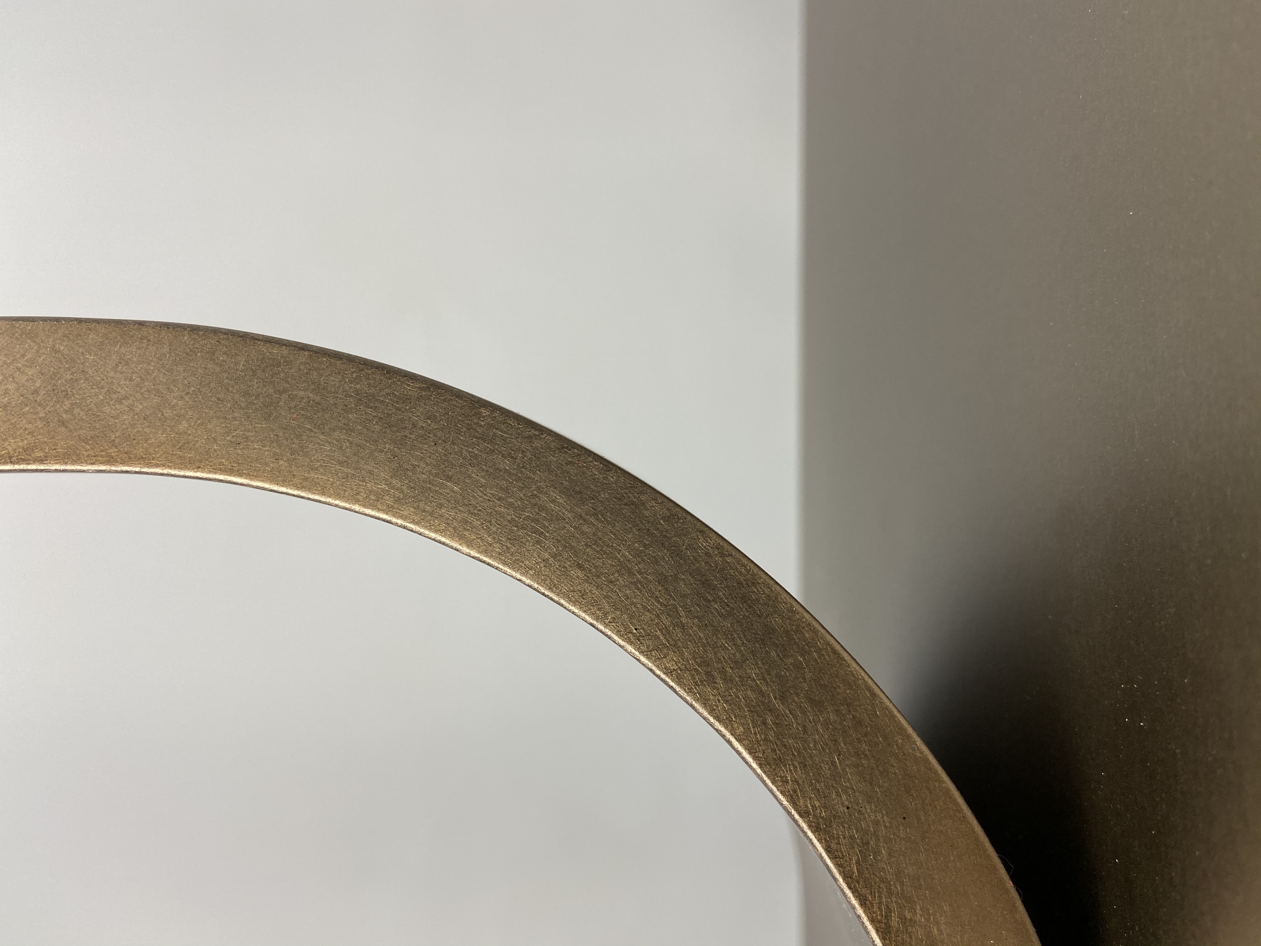 廈門(mén)恒禾別墅：金屬玄關(guān)桌